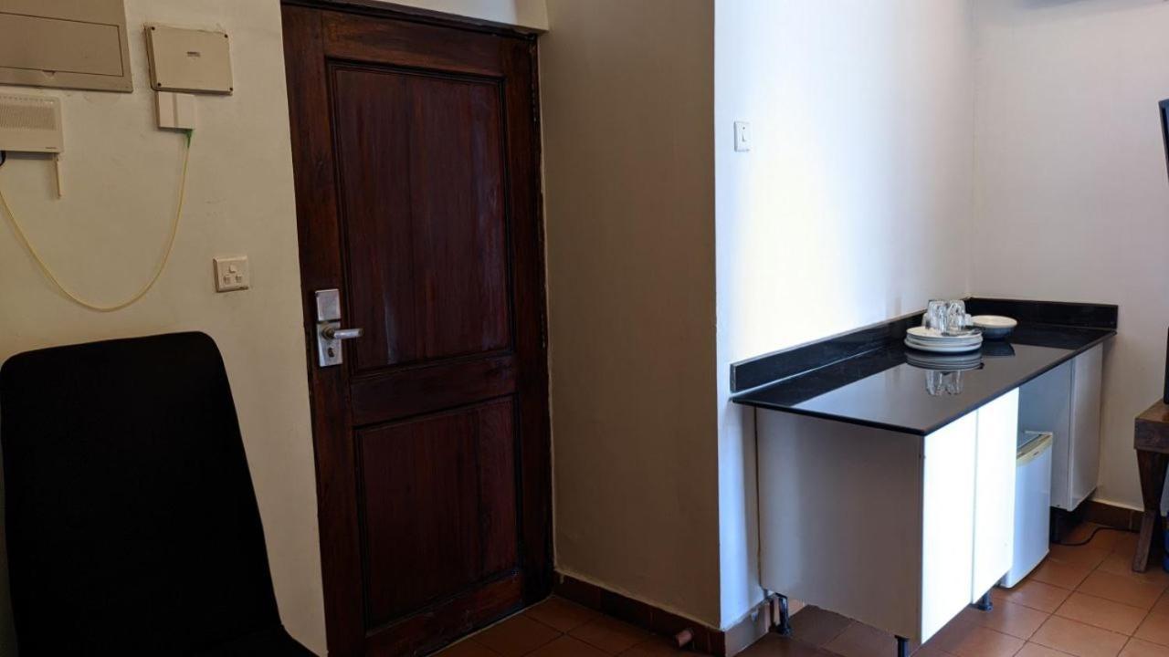 A Lovely Studio Apartment With Gym And Pool Access Dar es Salaam Exterior photo